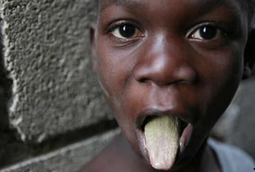 四川黑人吃瓜事件真相,真相揭秘与反思